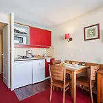 Aparthotel Pierre & Pyrenees 2000 Le Sequoia 3*