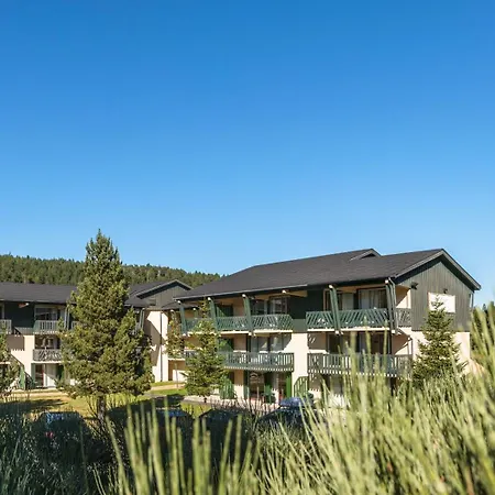 Pierre & Pyrenees 2000 Le Sequoia Bolquere Pyrenees 2000