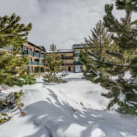 アパートホテル Pierre & Pyrenees 2000 Le Sequoia Bolquere Pyrenees 2000