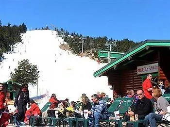 Hotel apartamentowy Pierre & Pyrenees 2000 Le Sequoia Bolquère