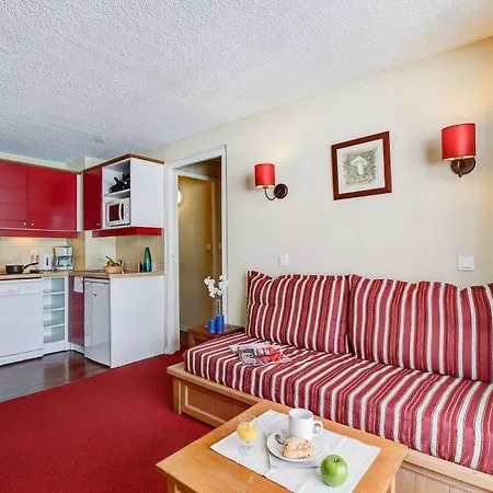 Pierre & Pyrenees 2000 Le Sequoia Bolquere Pyrenees 2000