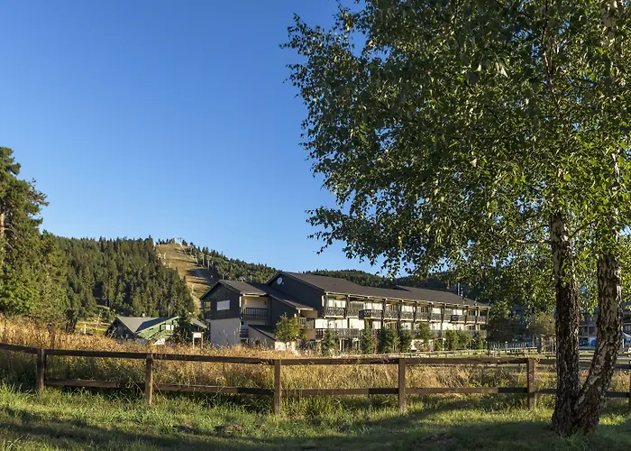 Pierre & Pyrenees 2000 Le Sequoia 3* Bolquere
